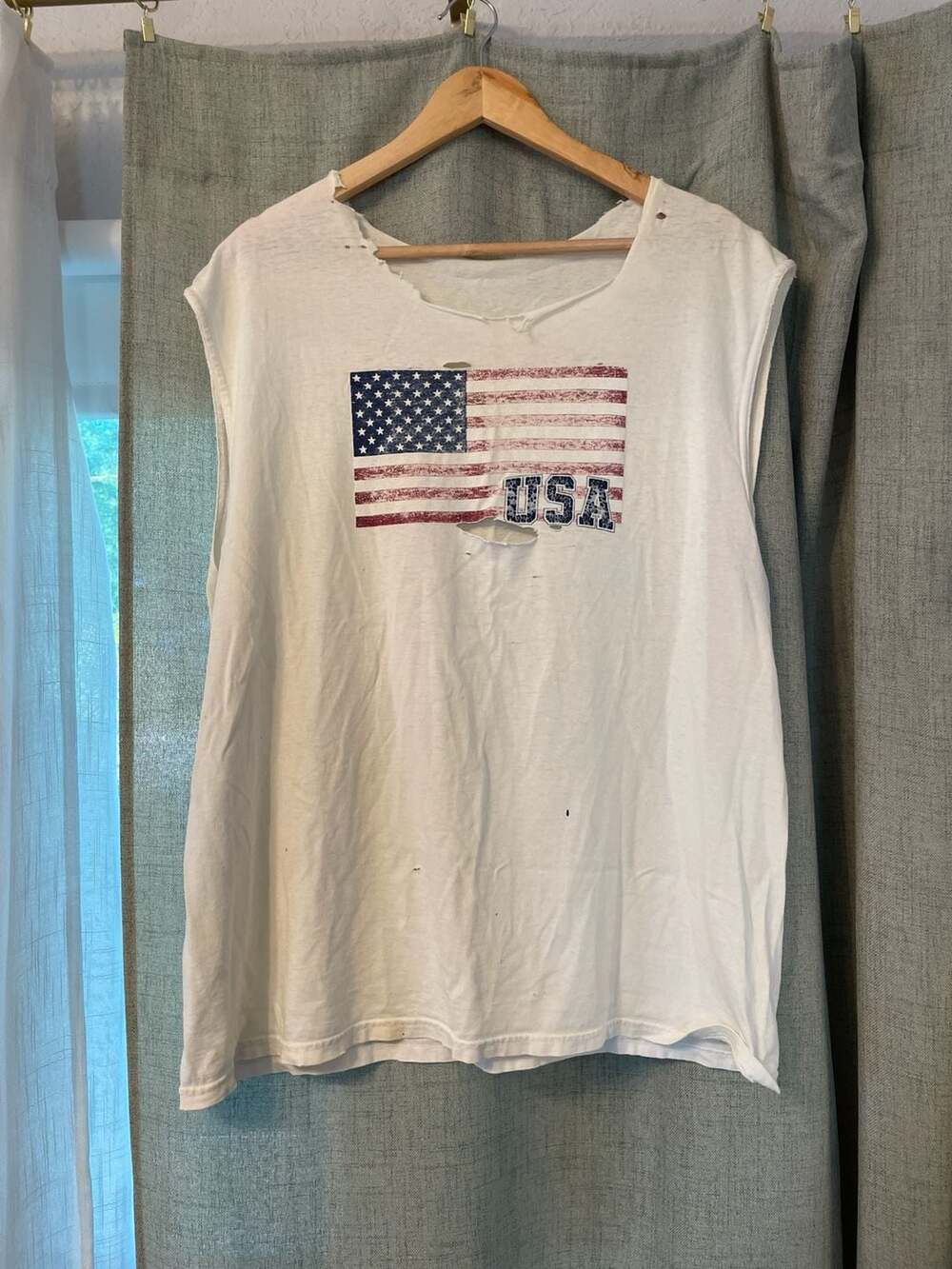 Vintage Distressed American Flag USA Graphic Muscle Tee Tank Top